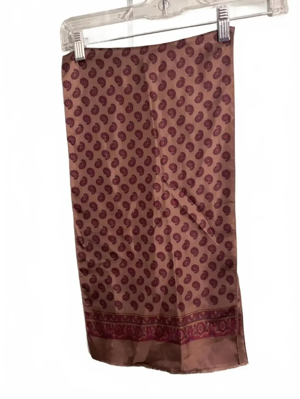 Oscar de la Renta Brown and Burgundy Paisley Patterned Women's  Silk Scarf